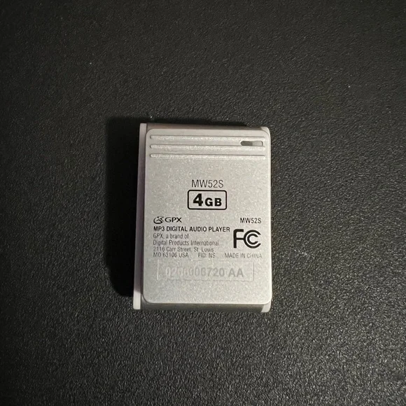 Brand new mini MP3 Player silver - Picture 10 of 10